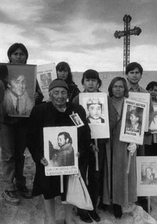 Familiares detenidos desaparecidos